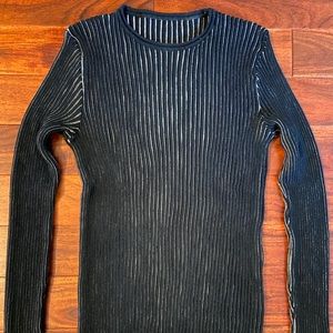 Men’s medium Black Sweater with bicolor ribs.